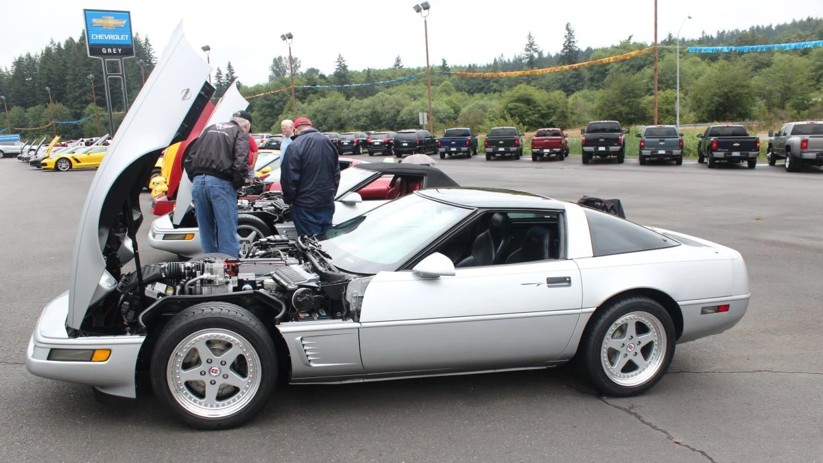Click to Enlarge-Esc to Close Corvette Generations/C4/C4 1994 -96 Silver.webp